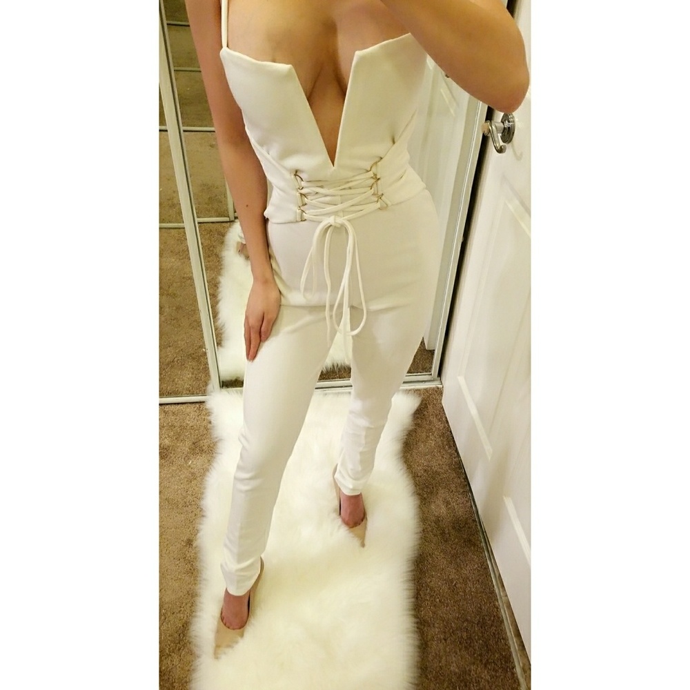 Sexy Plunging Corset Jumpsuit in White - Picture 4 of 4